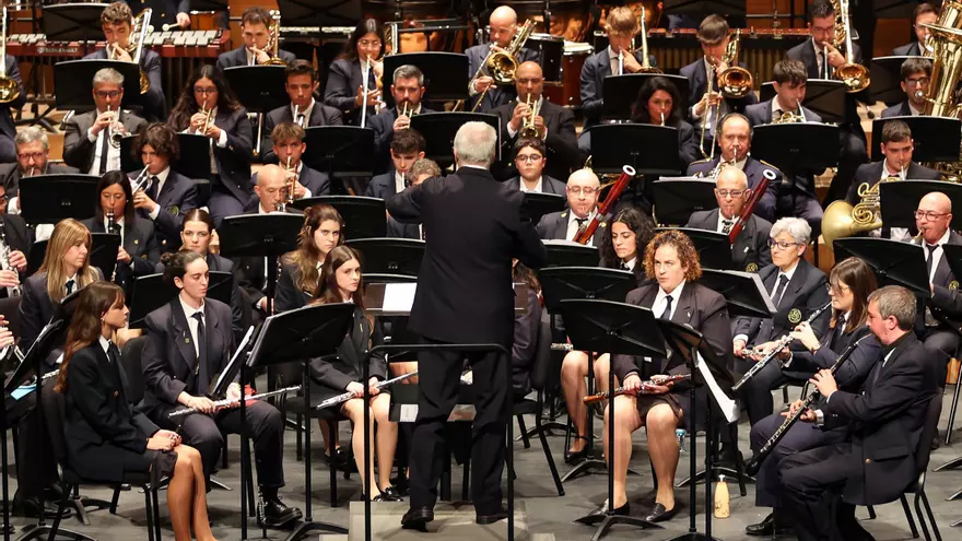 La Música Nova durante la celebración de Santa Cecília en el Teatre Calderón