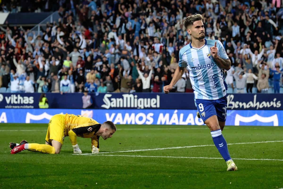 Málaga CF - SD Huesca, en imágenes