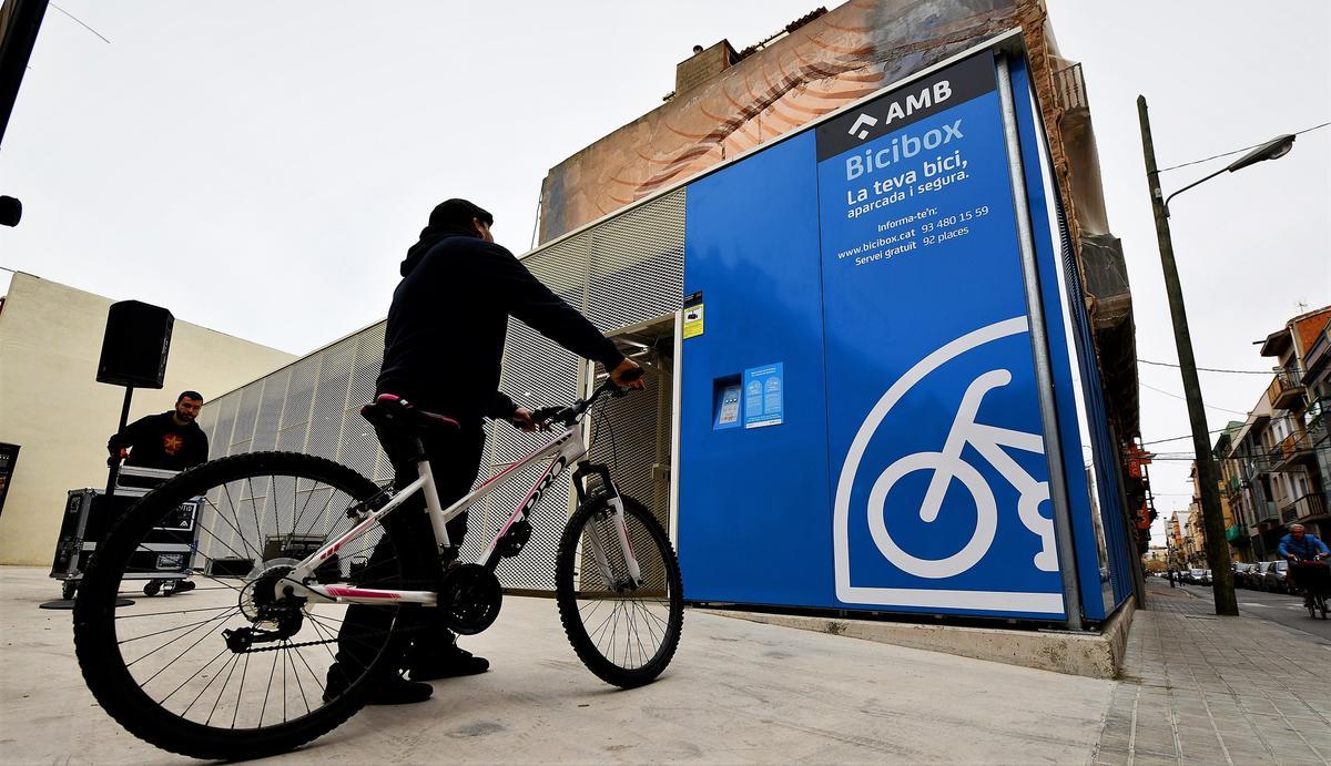 El Bicibox se abre a los patinetes ante el veto en el transporte público