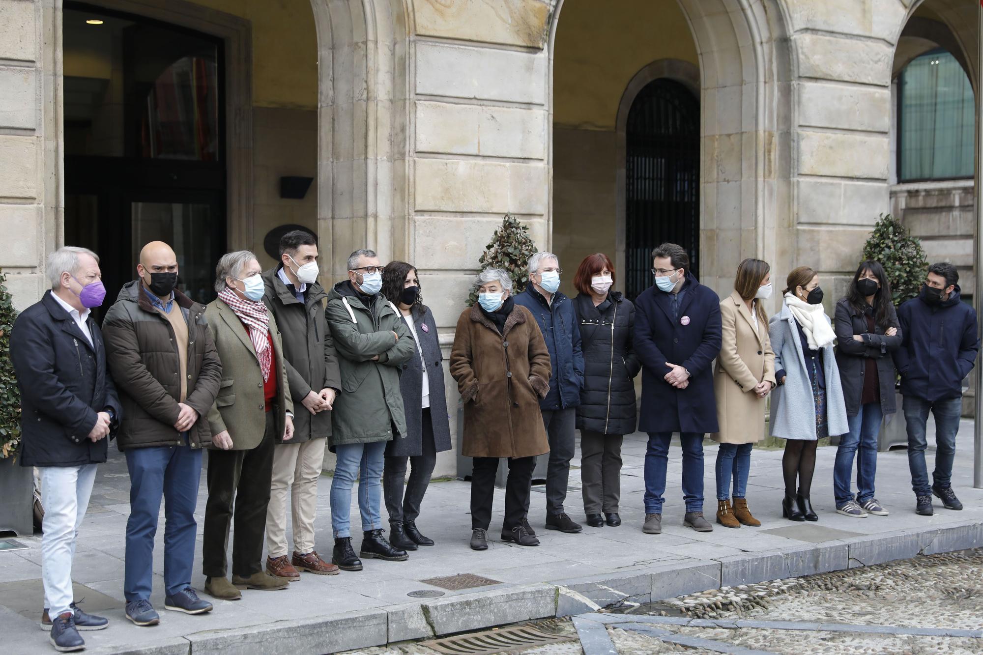 EN IMÁGENES: Así se vivió el Día de la Mujer (8M) en Gijón