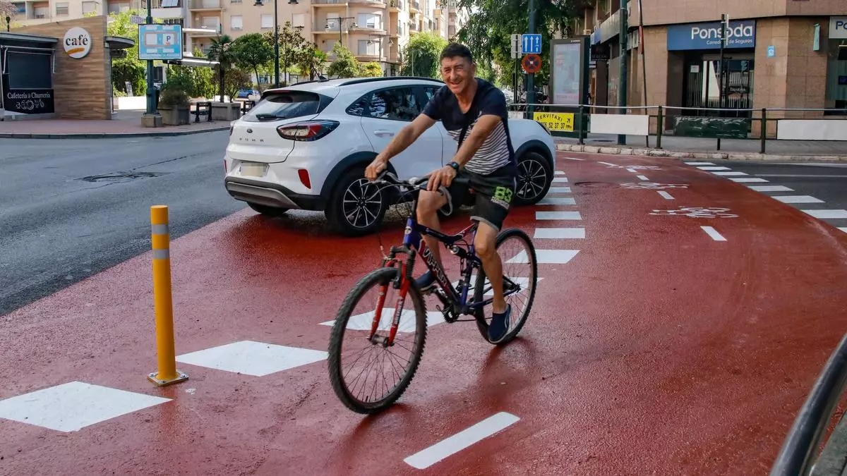 El carril bici comienza a rodar en Alcoy
