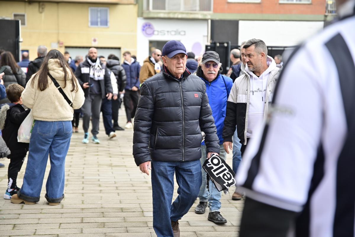 Galería | Búscate en las mejores imágenes del Castellón-Huesca