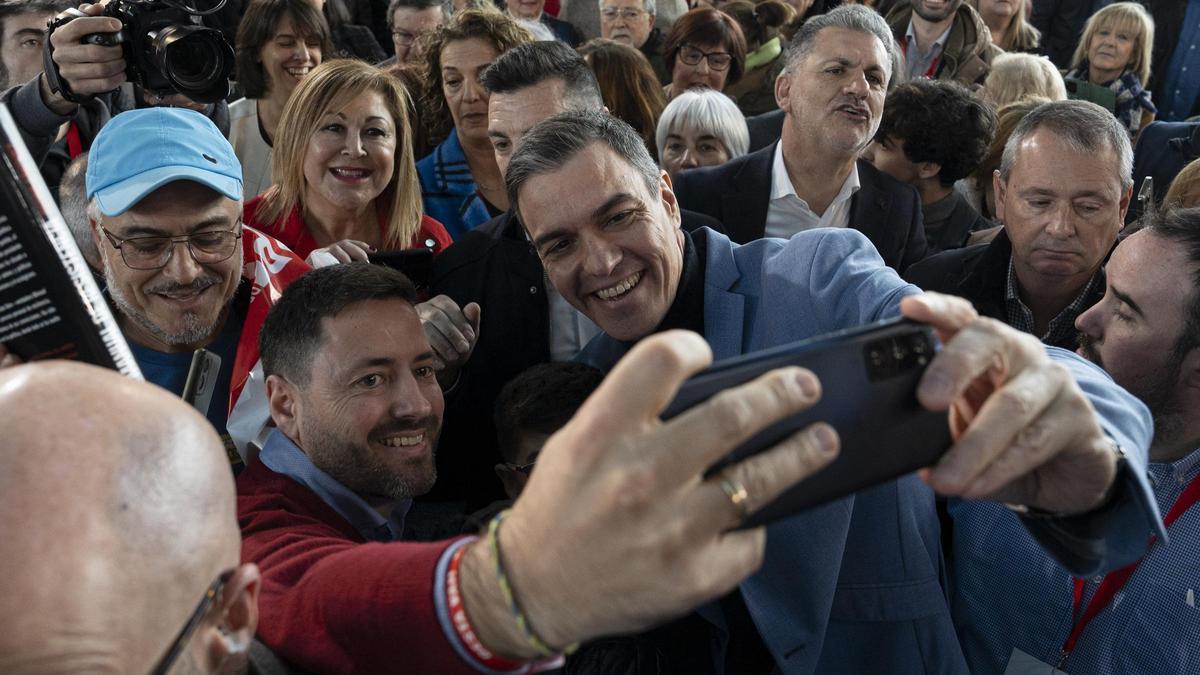 El presidente del Gobierno, Pedro Sánchez, este sábado en Galicia.