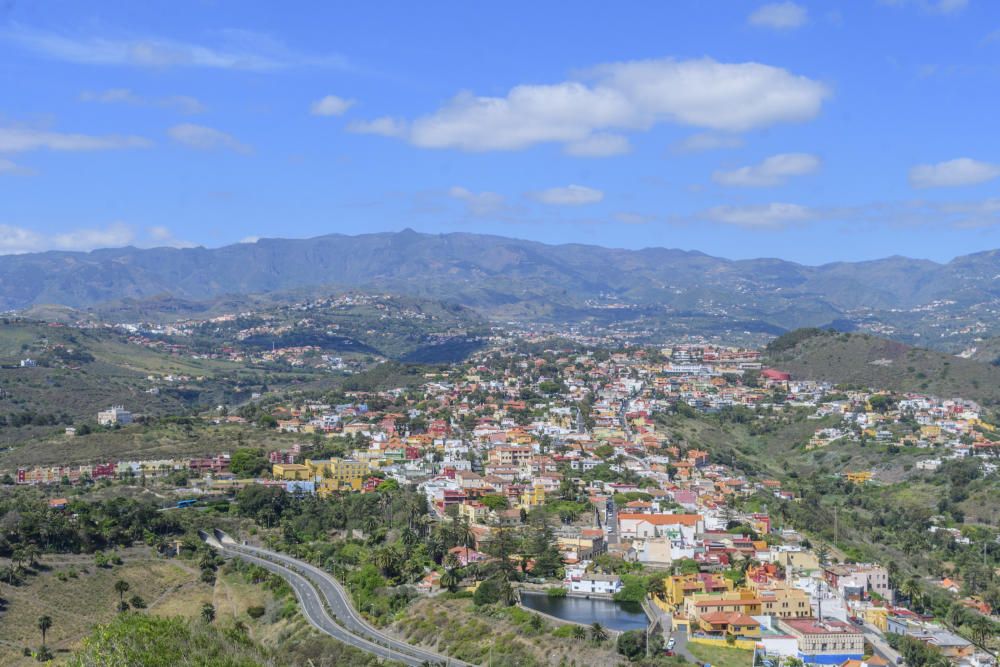 La Ciudad de Ayer.1. Parque por delante del ...