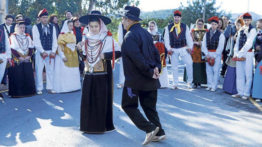 Aires de Jaén y Tenerife en el festival Arrels Vives