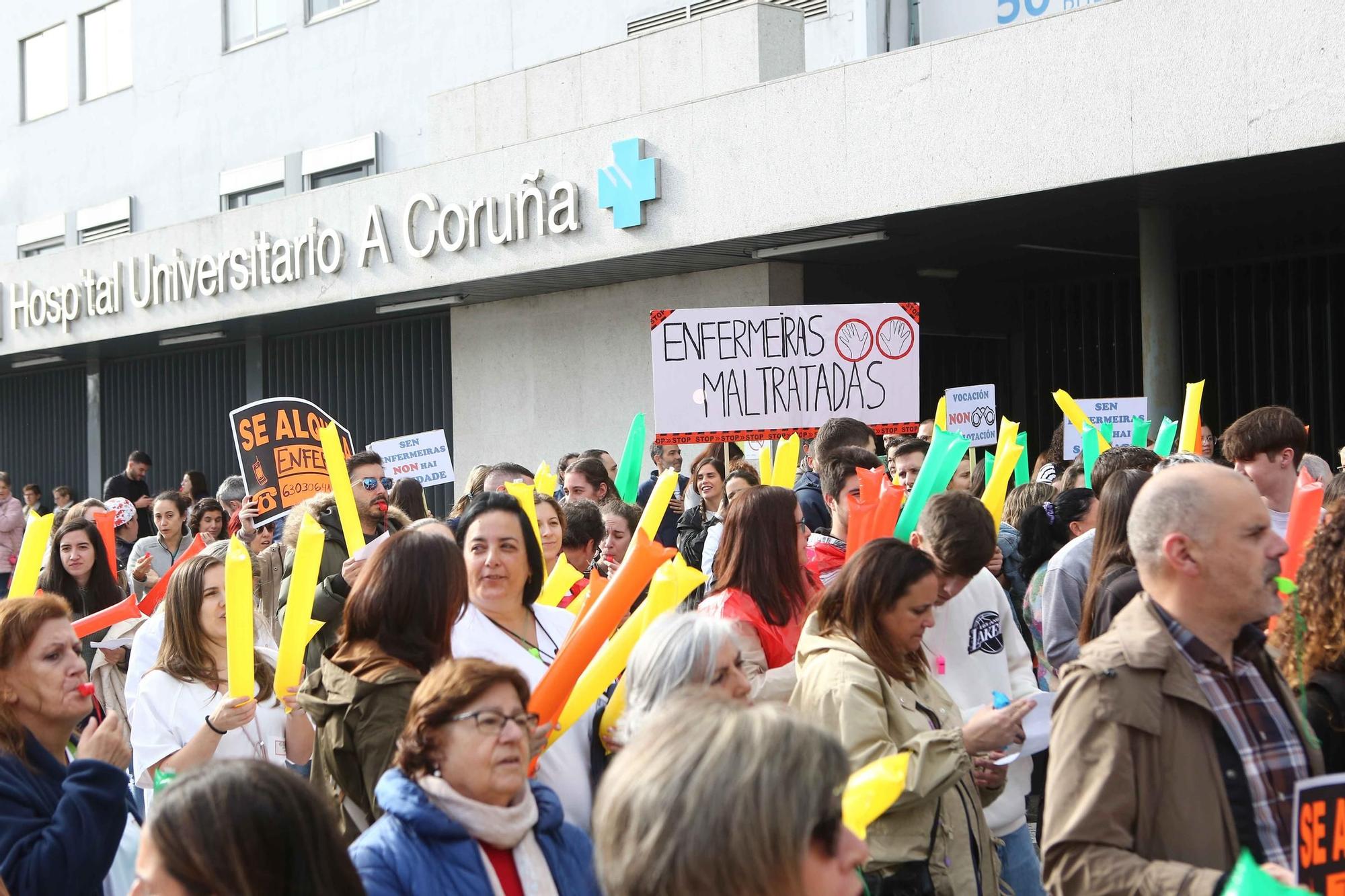 Enfermeras vuelven a manifestarse este jueves ante ocho hospitales de Galicia para reclamar mejores condiciones laborales