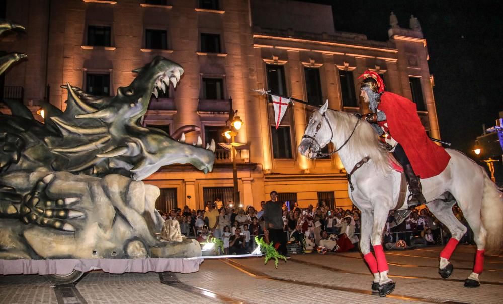 Segunda jornada de la Feria Modernista de Alcoy