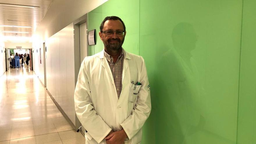 El médico internista y responsable del grupo desde 2013, Pedro Valdivielso.