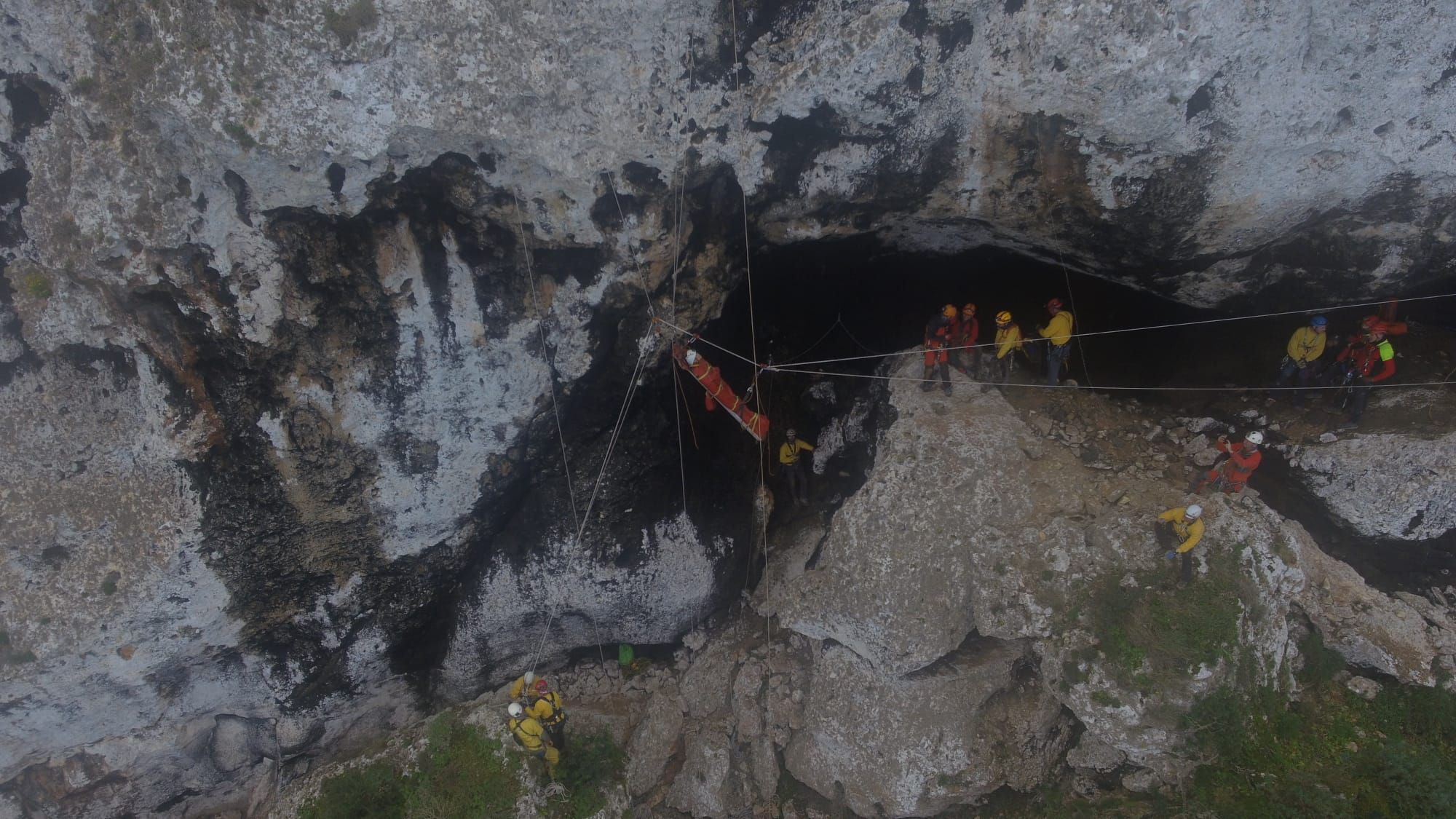 Preparados para rescates en cuevas de Ibiza y Formentera