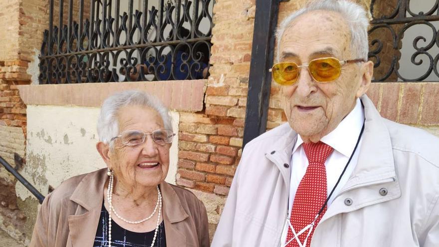 Cerecinos de Campos honra a sus vecinos centenarios