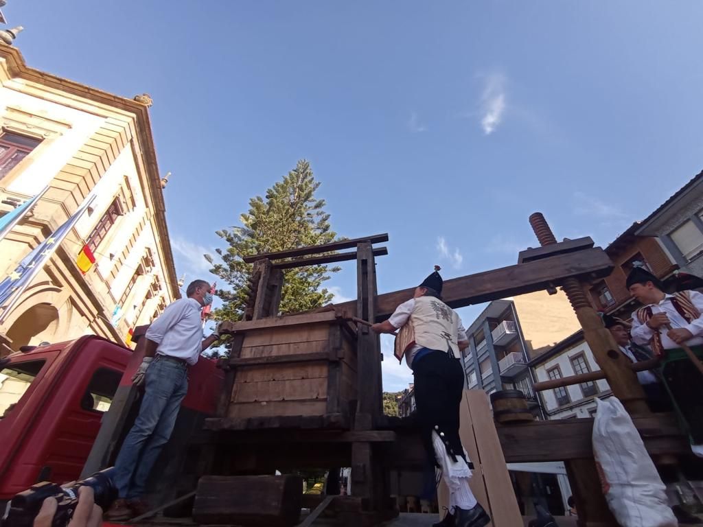 Villaviciosa descorcha "las fiestas de la normalidad" con el Festival de la Manzana