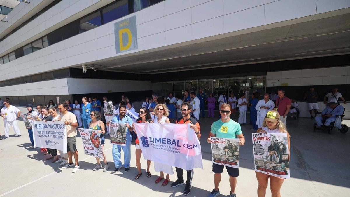 Jornada de huelga médica este martes16 de junio en Ibiza