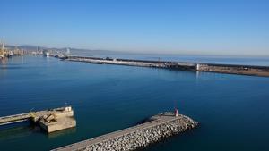 El muelle Adossat del Port de Barcelona donde se instalará MSC y que será la primera electrificada de la infraestructura portuaria.