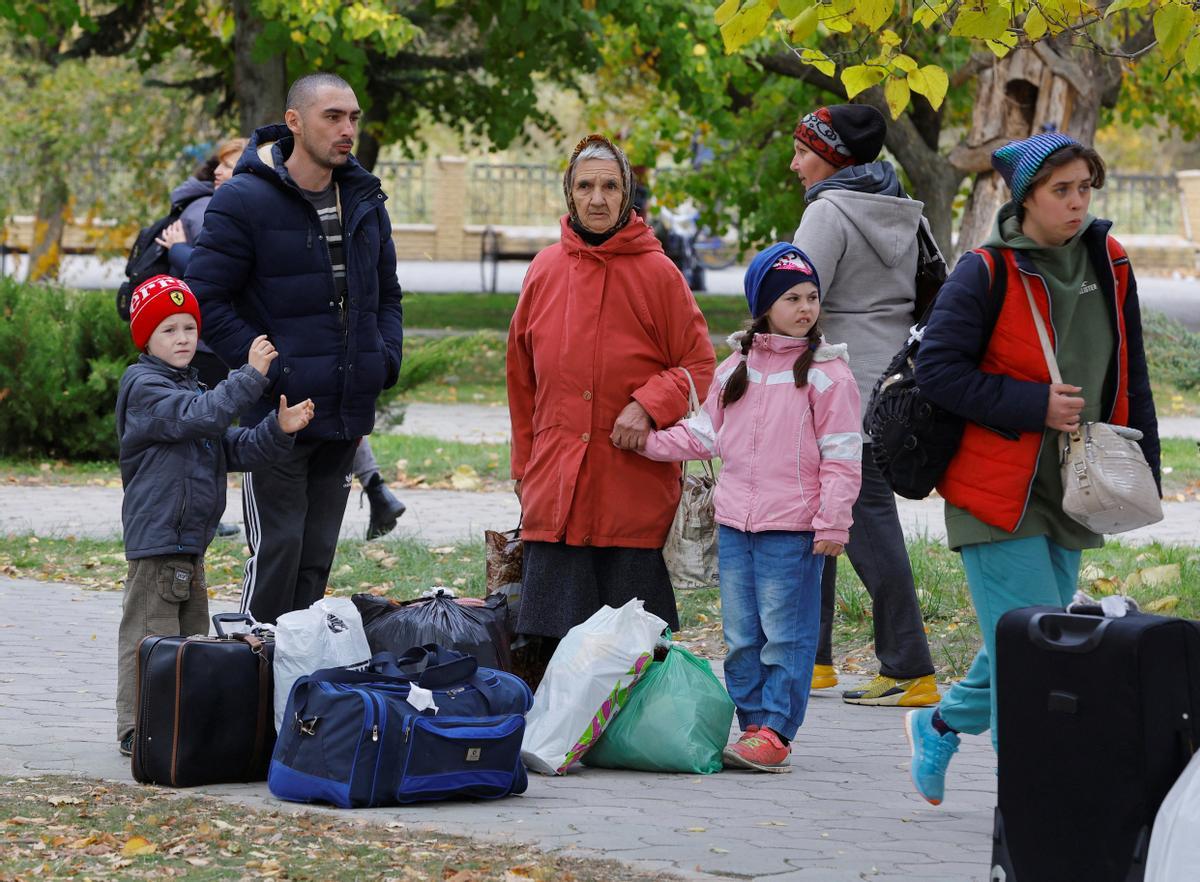 Evacuación de civiles de la ciudad ucraniana de Jersón