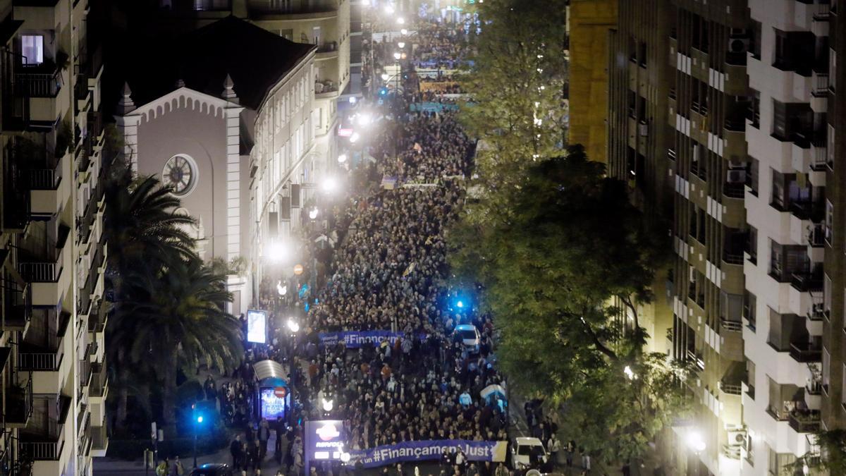 Manifestación celebrada en noviembre de 2017 en València por una financiación justa, en la que participaron miles de personas.