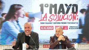 Los secretarios generales de CCOO y UGT, Unai Sordo y Pepe Álvarez, en rueda de prensa con motivo de la celebración del Primero de Mayo.