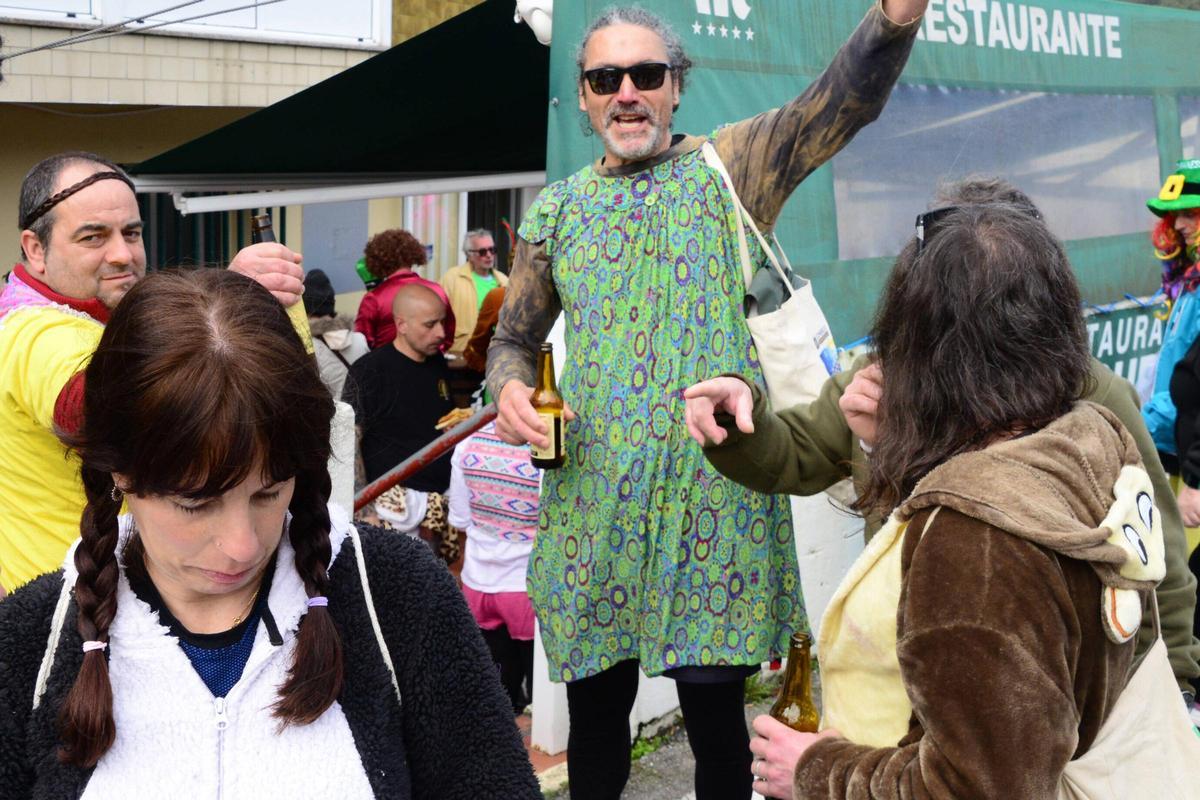 Colorido en el Martes de Entroido en O Hío