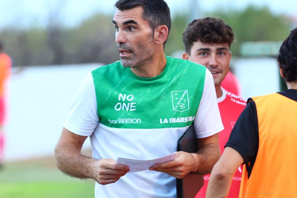 Galería | Así ha sido el espectacular regreso de Roberto Bautista al fútbol