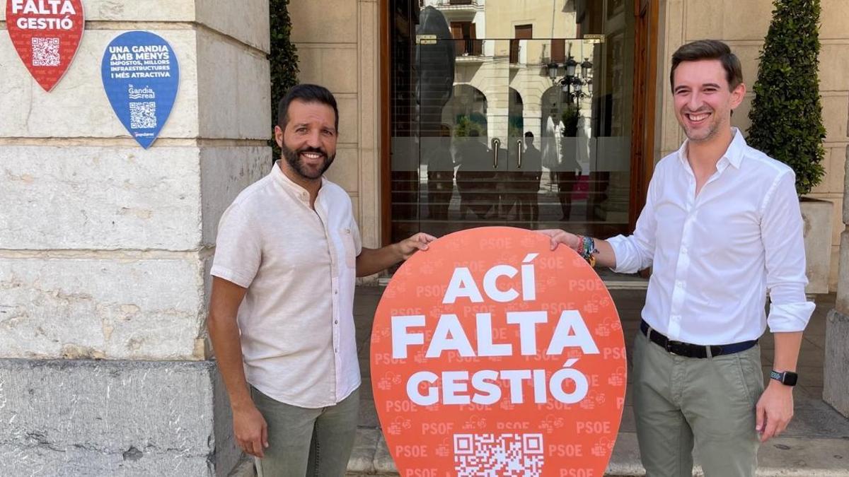 Vicent Gregori y Víctor Soler, presentando la campaña.                   | LEVANTE-EMV