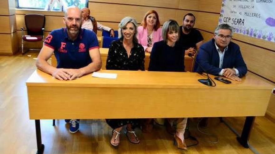 El grupo municipal del PP, en la sesión de investidura. // G.N.