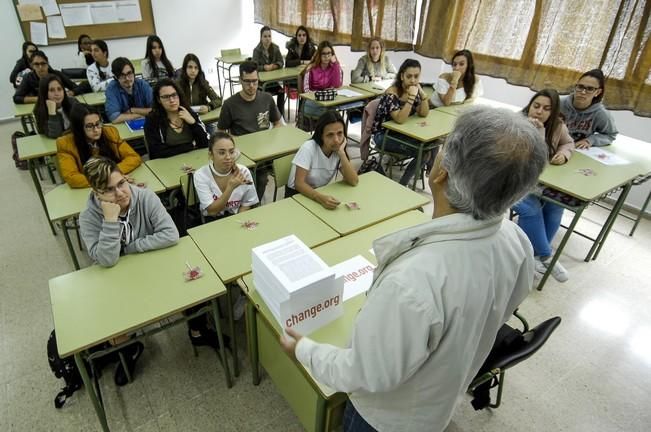 REPORTAJE PROBLEMA CON LA ASIGNATURA DE FILOSOFIA