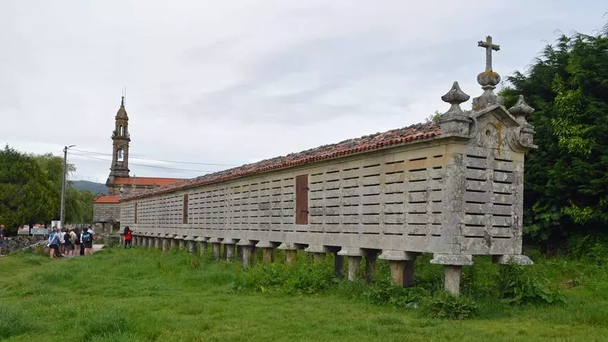 El hórreo de Carnota, el más grande del mundo de estilo Noia