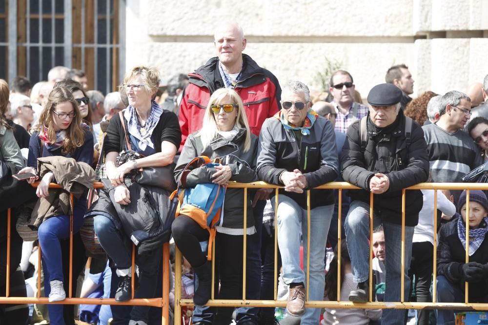 Búscate en la mascletà del 18 de marzo