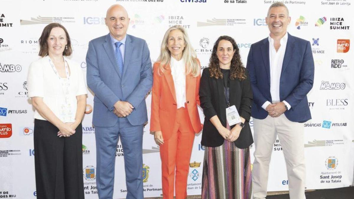 Agencias internacionales invitadas en el Palacio de Congresos.