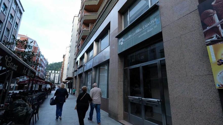 El centro social y cultural de Liberbank en el centro de Mieres.