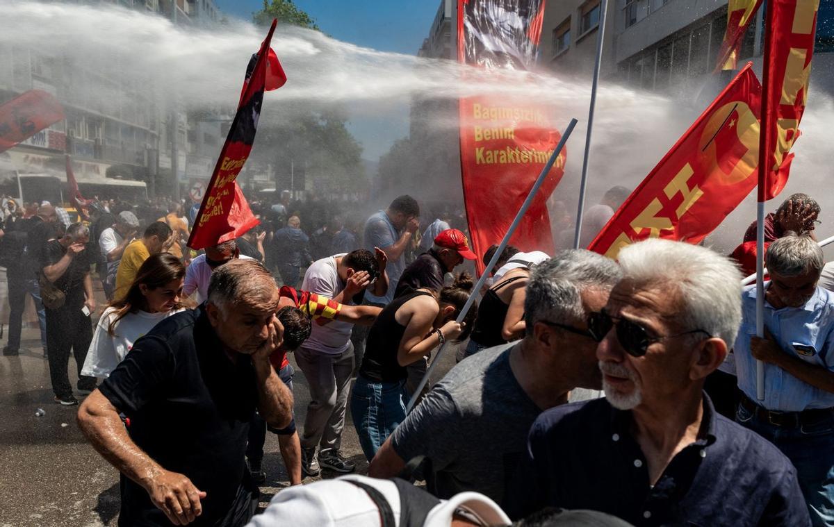 Repressió turca, passivitat europea