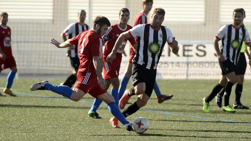 El Almazora reacciona y cosecha ante el Buñol un triunfo para creer