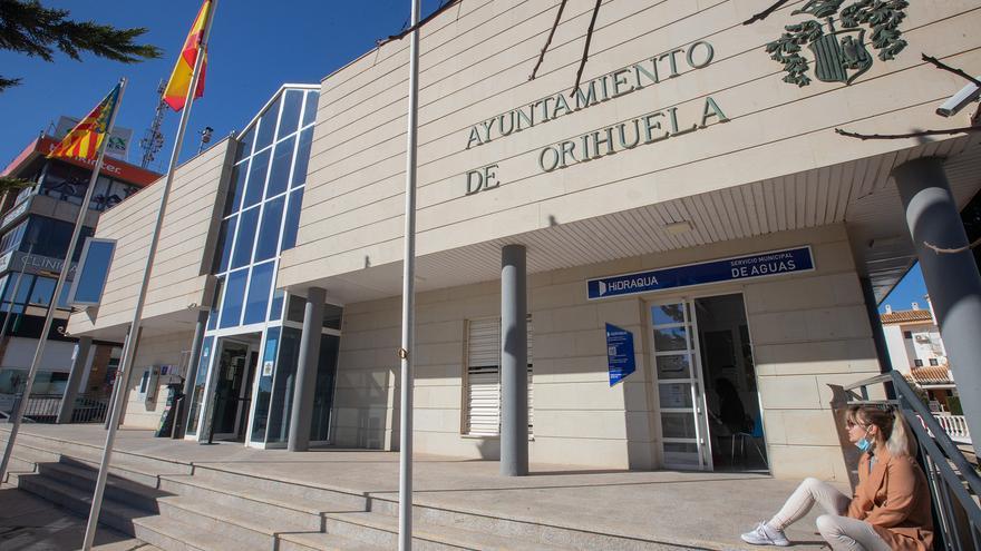 Gracia propone convertir el Ayuntamiento en Orihuela Costa en un centro cultural