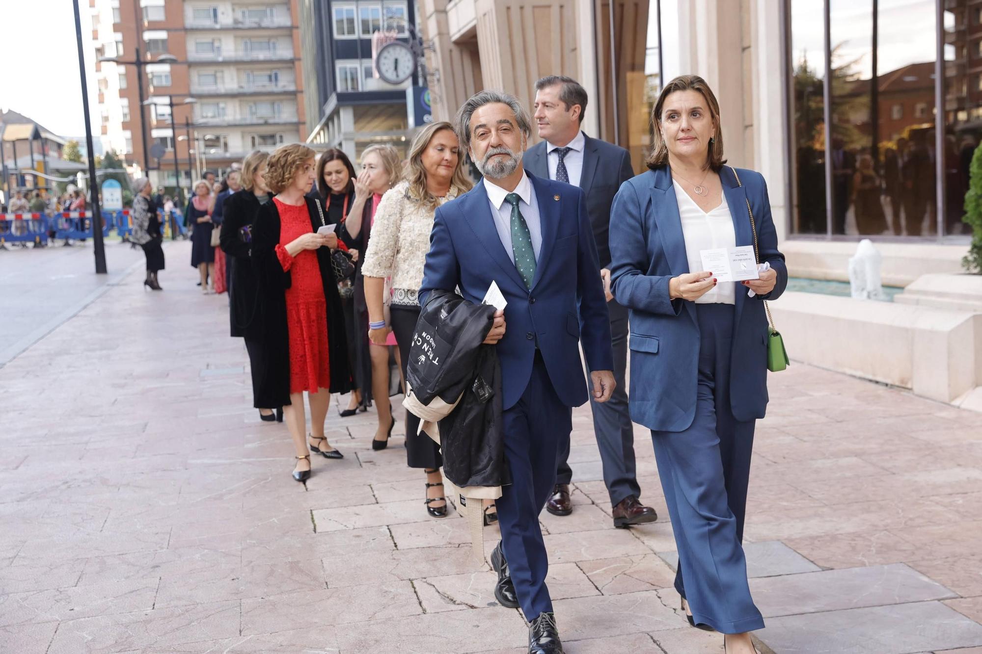 EN IMÁGENES: La Familia Real asiste en Oviedo al concierto de los premios "Princesa de Asturias"