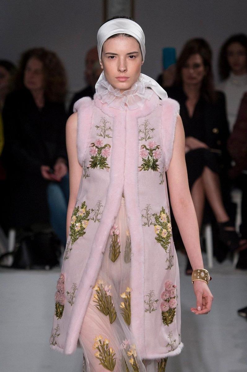 Giambattista Valli Alta Costura P/V17