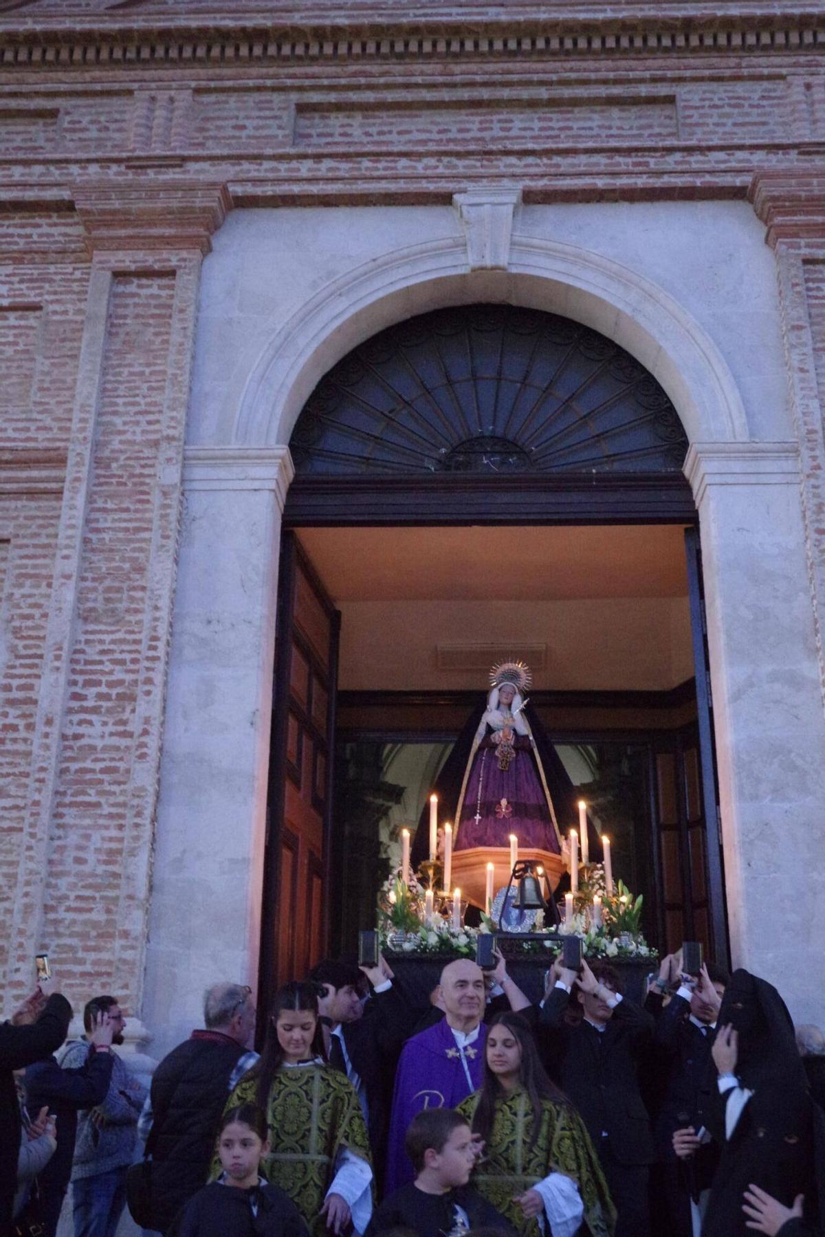 Dulce Resignación: procesión en La Trinidad
