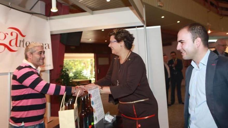 La concejala Patricia Puerta, durante la inauguración de la feria.