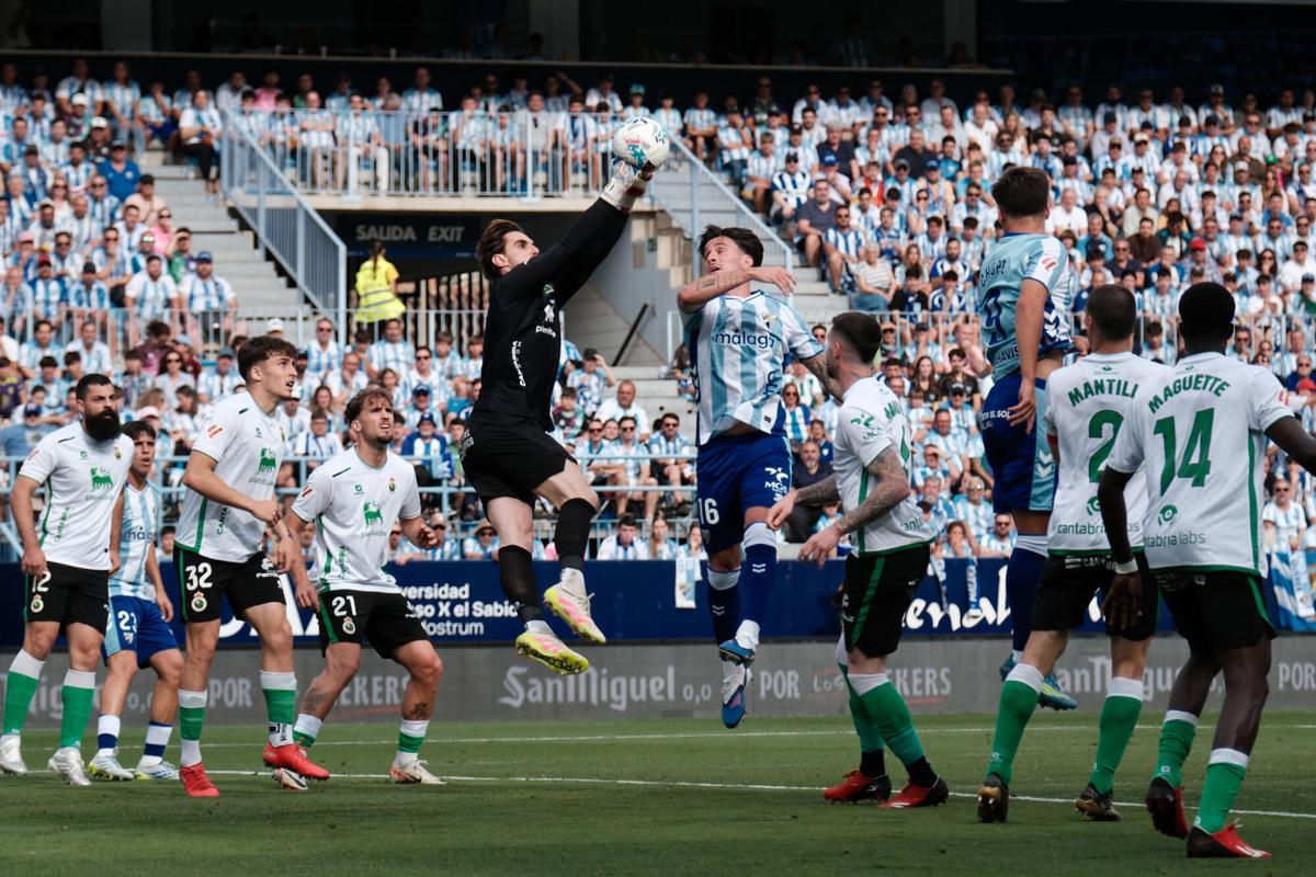 Málaga CF vs Racing de Santander, en imágenes Málaga CF vs Racing de Santander, en imágenes