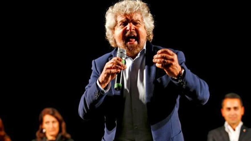 Beppe Grillo denuncia que la resta de partits intenten frenar el seu avanç