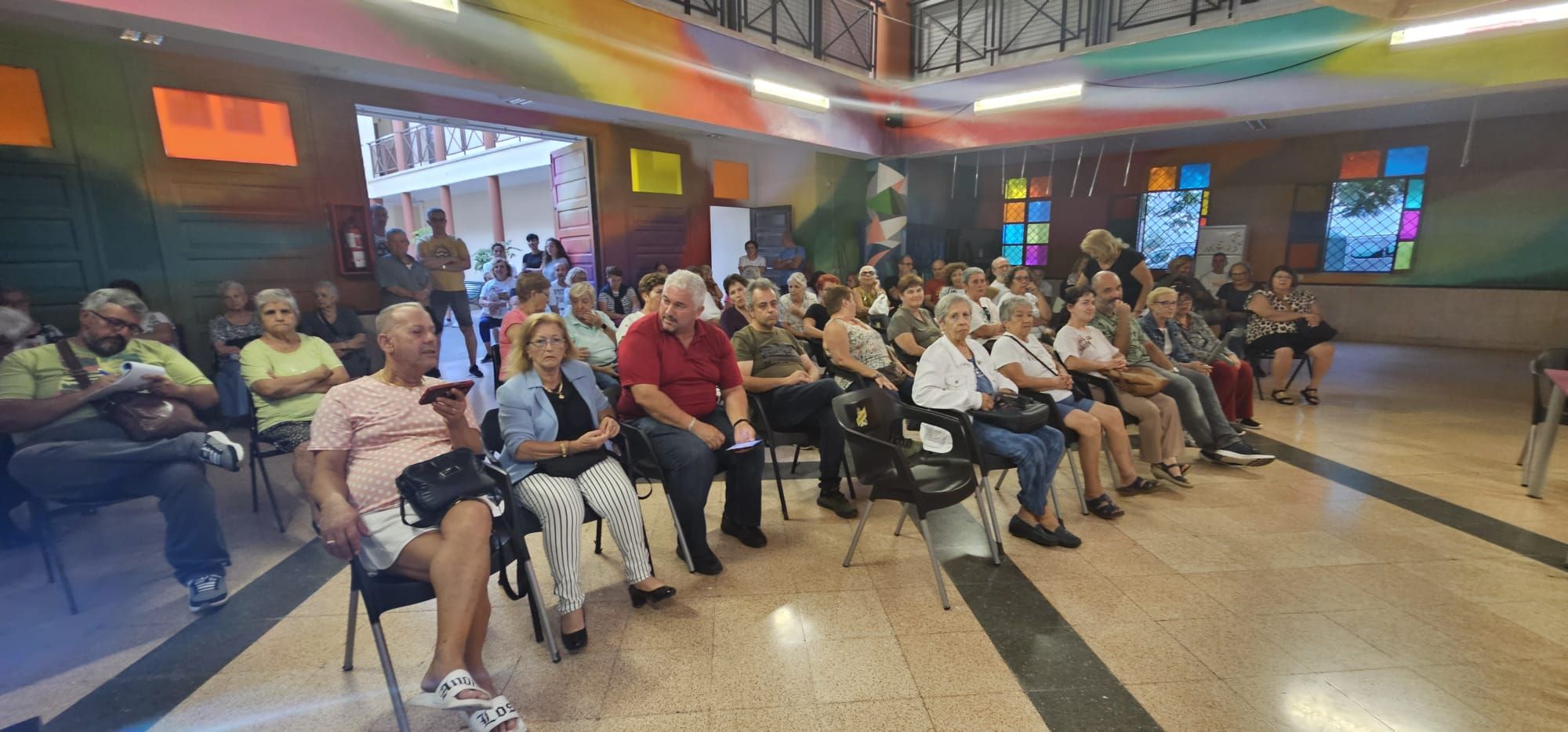 Histórica reunión para salvar el cementerio de San Andrés