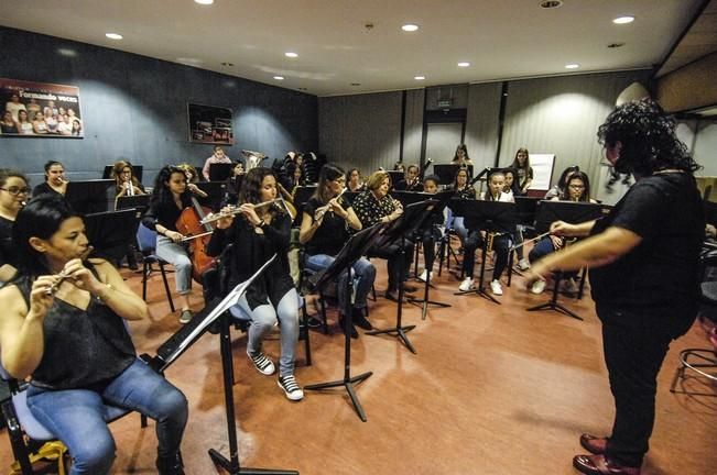 ORQUESTA SOLO DE INSTRUMENTOS DE VIENTO Y SUS ...