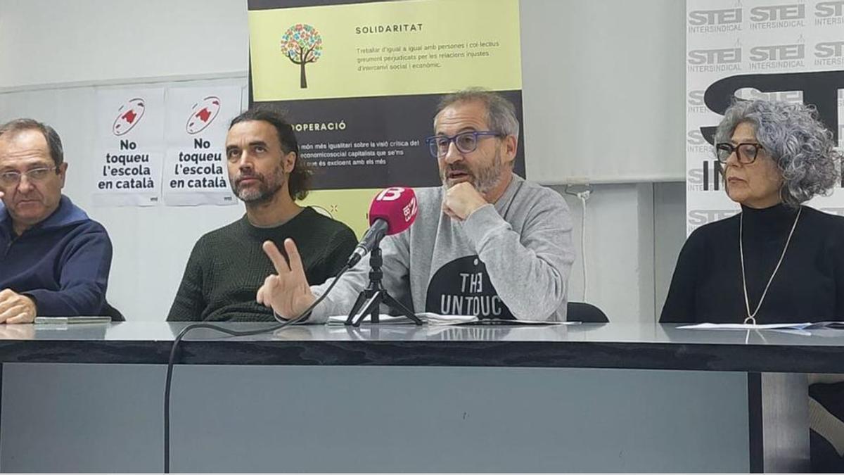 Imagen de archivo de los responsables del STEI en una comparecencia.