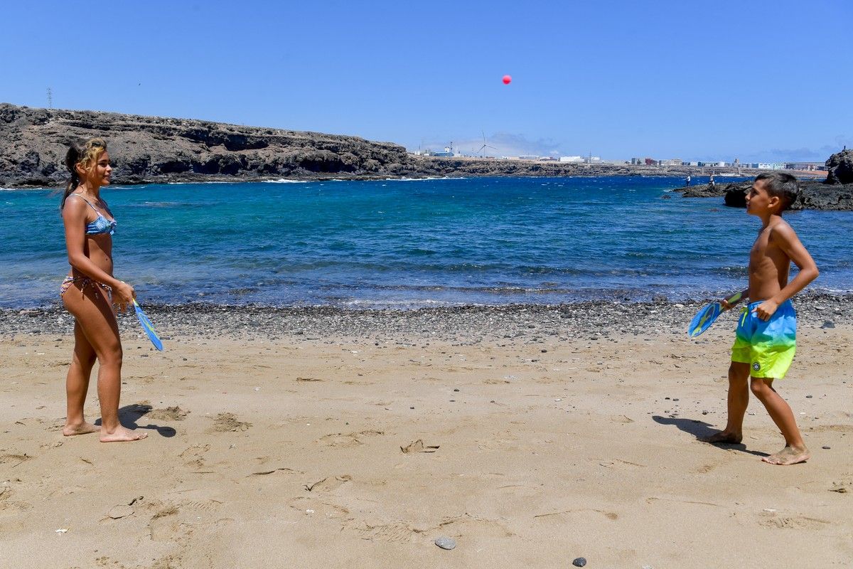 Playa de Aguadulce, en Tufia