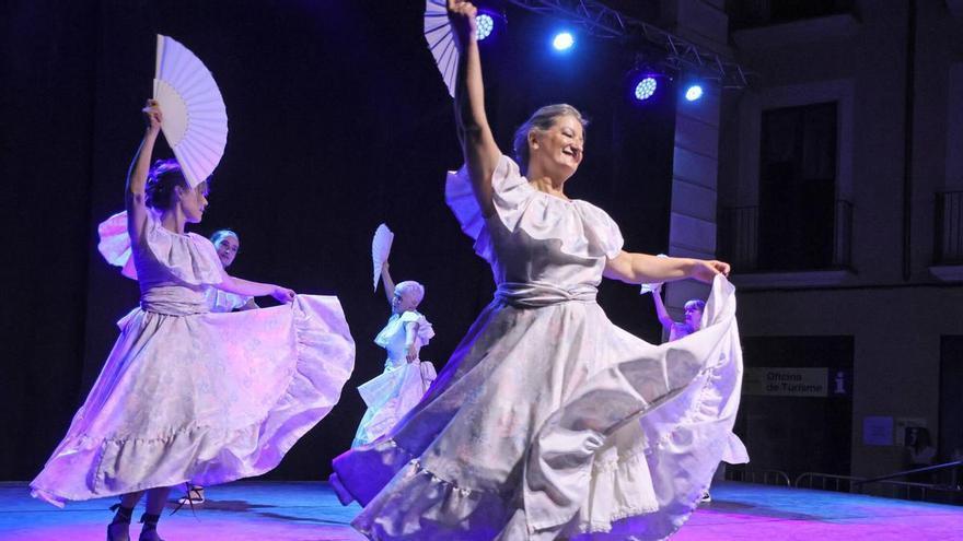 Les millors fotos de El Cor en Dansa 40 anys a la Festa Major de Manresa