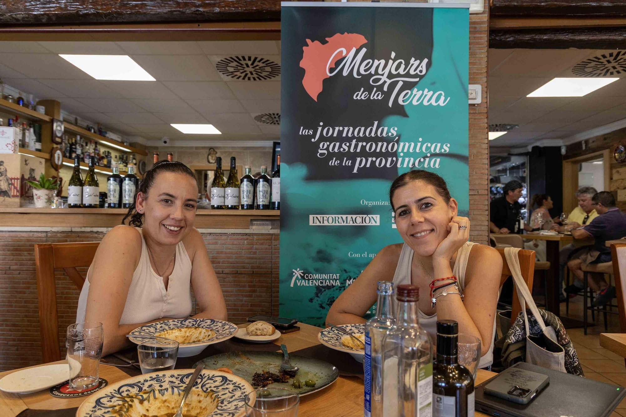 El restaurante Rosas de El Campello sorprende con una espectacular olleta en el segundo día de Menjars de la Terra en l’Alacantí