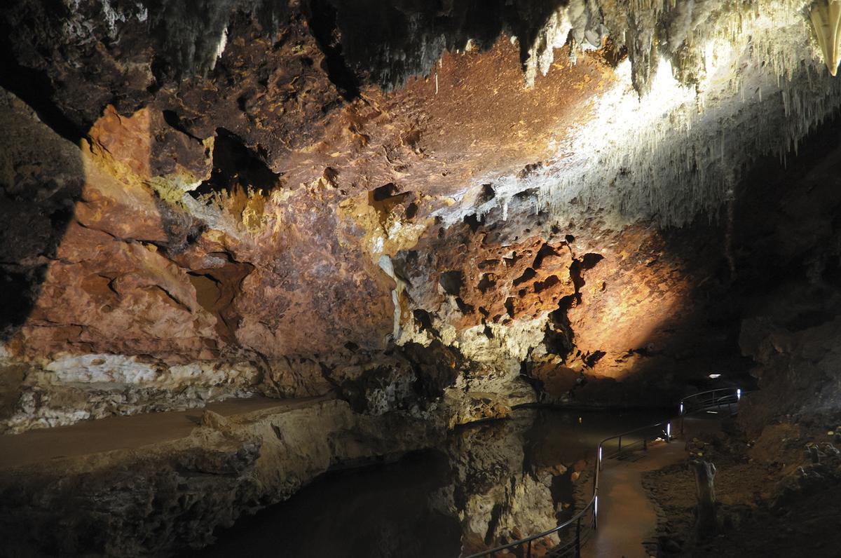 Cueva de El Soplao.