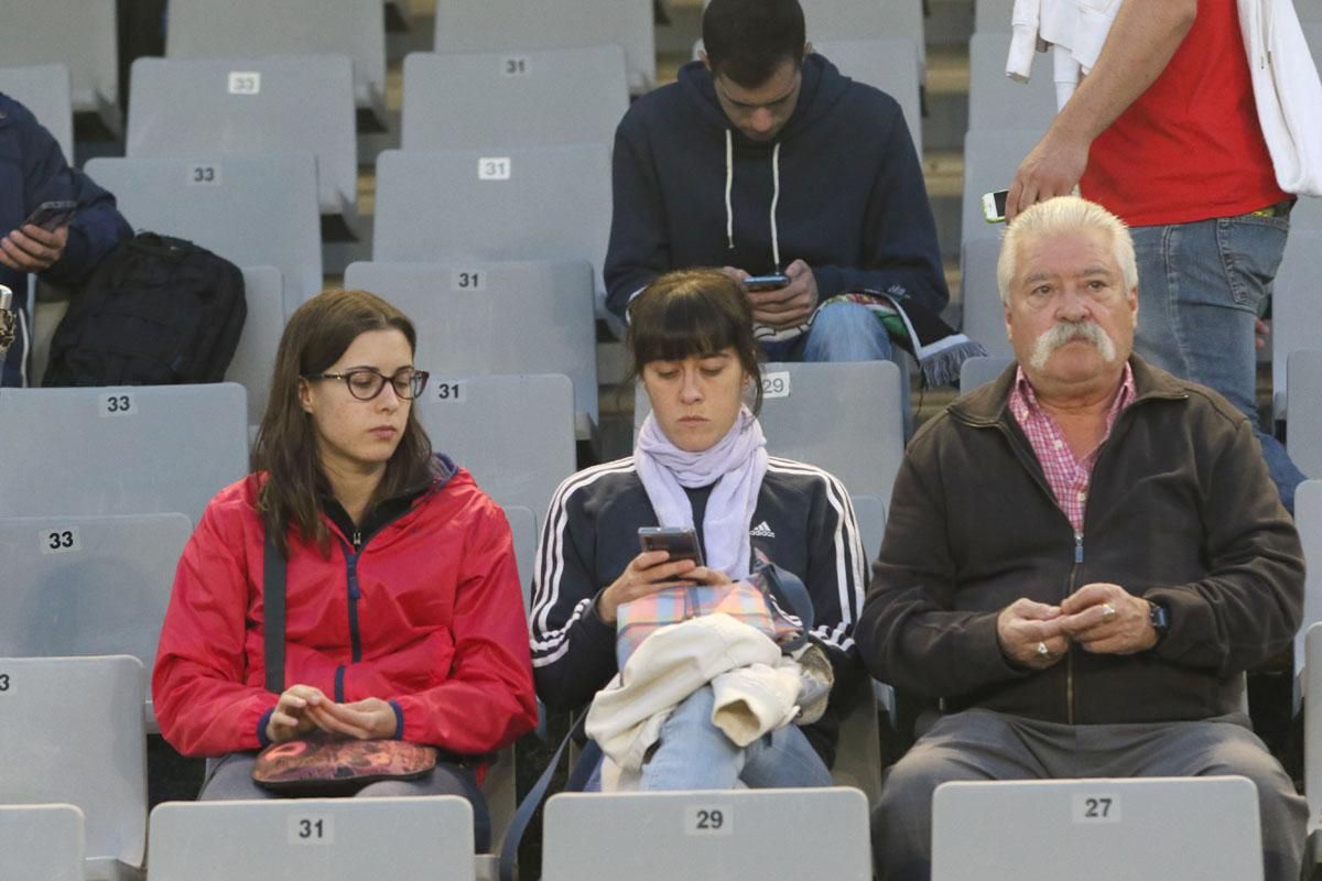 Los aficionados en el Arcángel