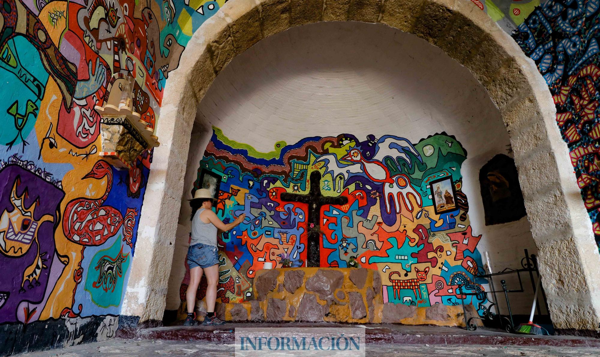 Jesús Cees vuelve a la ermita de Sant Cristòfol de Alcoy para terminar su obra