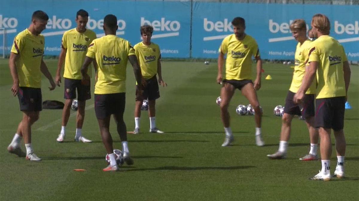 El Barça entrena tras pasar a cuartos