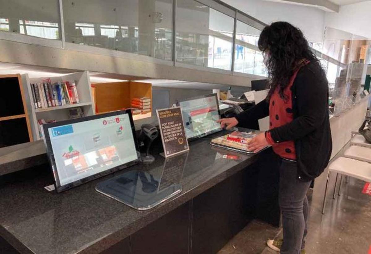 Les Biblioteques de Gavà posen en marxa un servei d’autopréstec