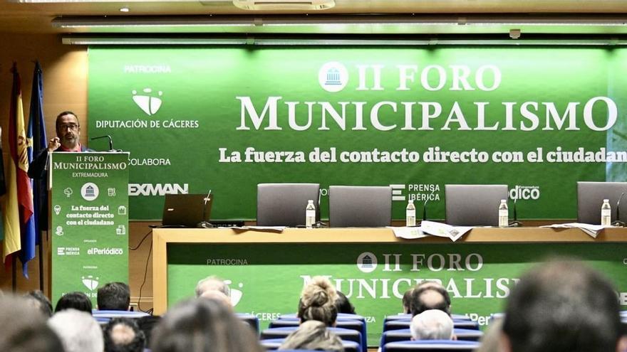 El presidente de la Diputación de Cáceres dice que &quot;es absolutamente injusto que la financiación se haga en función de la población”